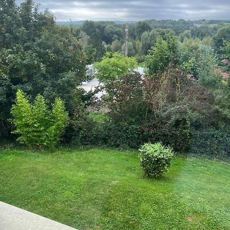 Aux Charmes Bed & Breakfast Isques Dış mekan fotoğraf