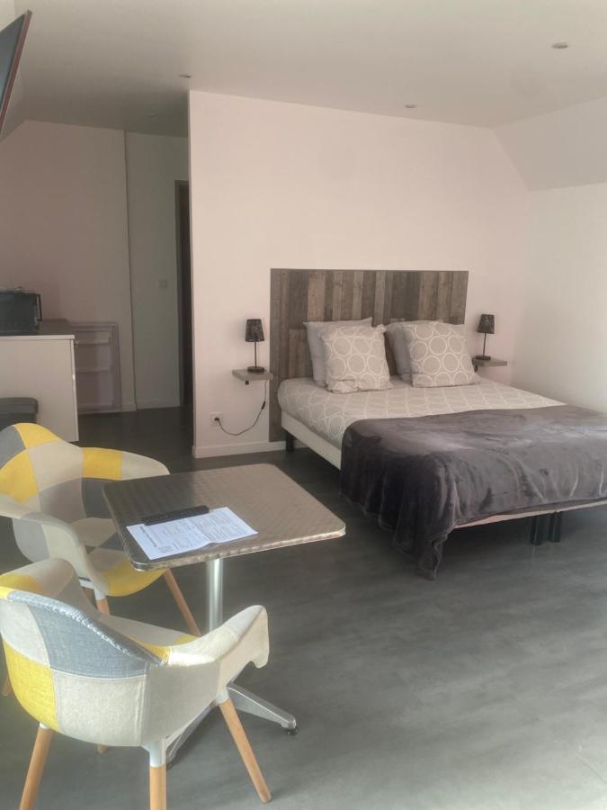 Aux Charmes Bed & Breakfast Isques Dış mekan fotoğraf