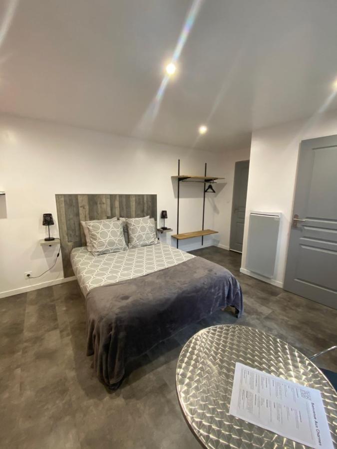 Aux Charmes Bed & Breakfast Isques Dış mekan fotoğraf