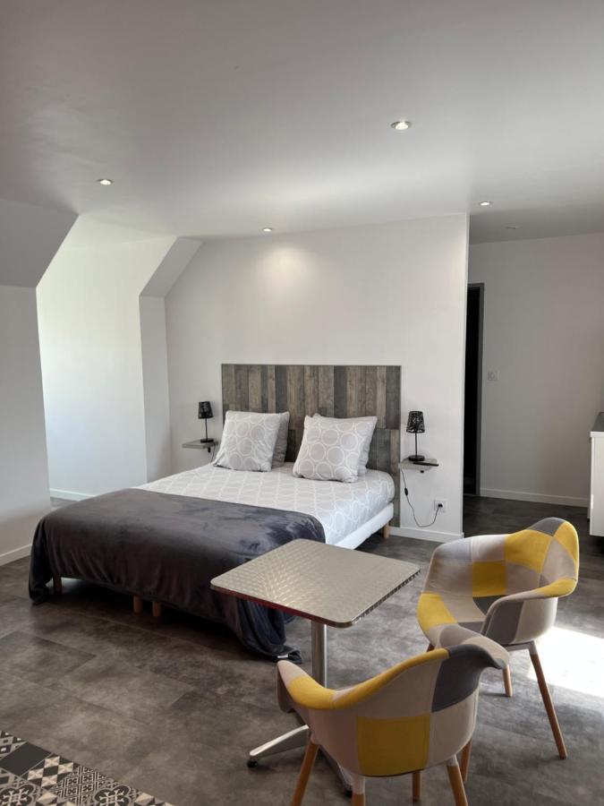 Aux Charmes Bed & Breakfast Isques Dış mekan fotoğraf